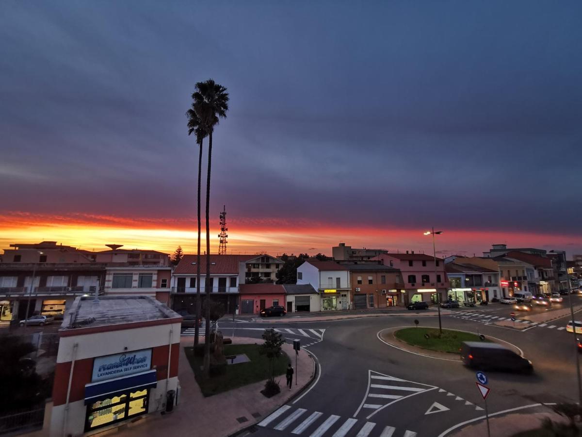 A Serenai - Elegante Appartamento In Centro Oristano Exterior photo
